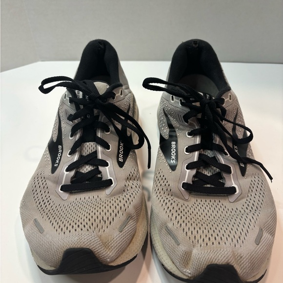 Brooks Men's Athletic Shoes - Black and Tan - Picture 1 of 15